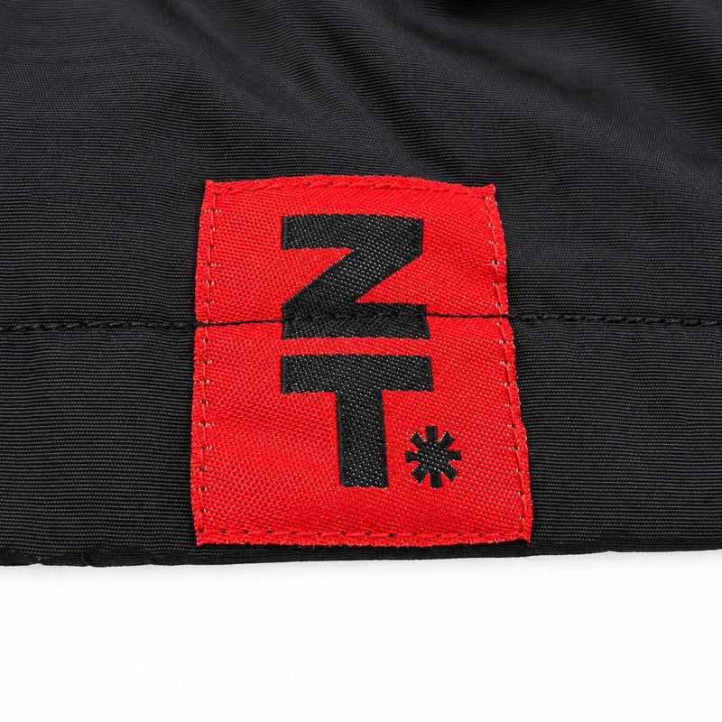Outlast Anorak Obsidian ZT mark