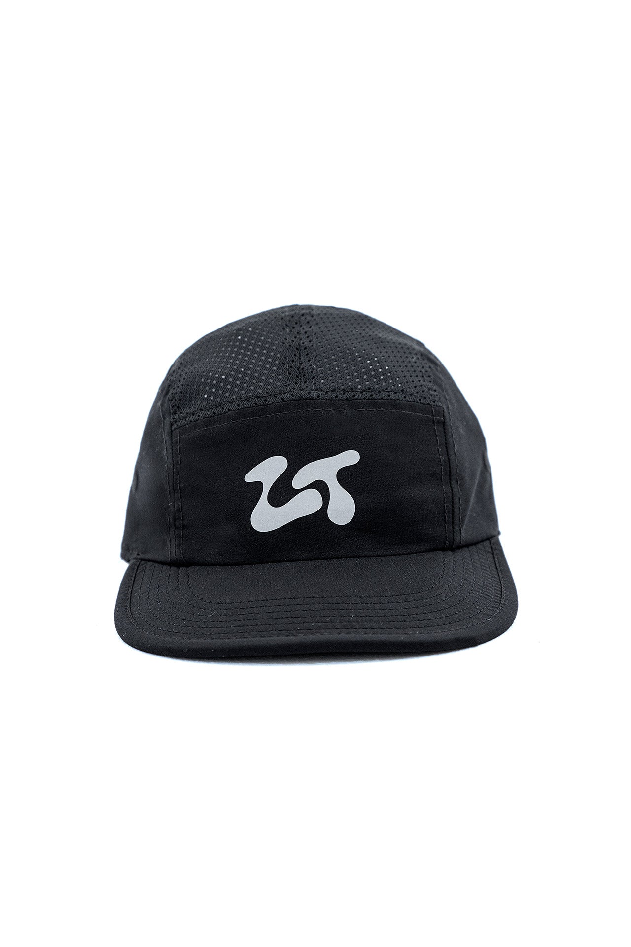 The Float Cap in black, with a white Z2 mark on the front panel and mesh side panels.